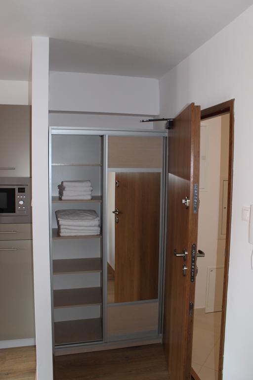 Nowa Apartamenty ครีนิซามอร์สกา ภายนอก รูปภาพ